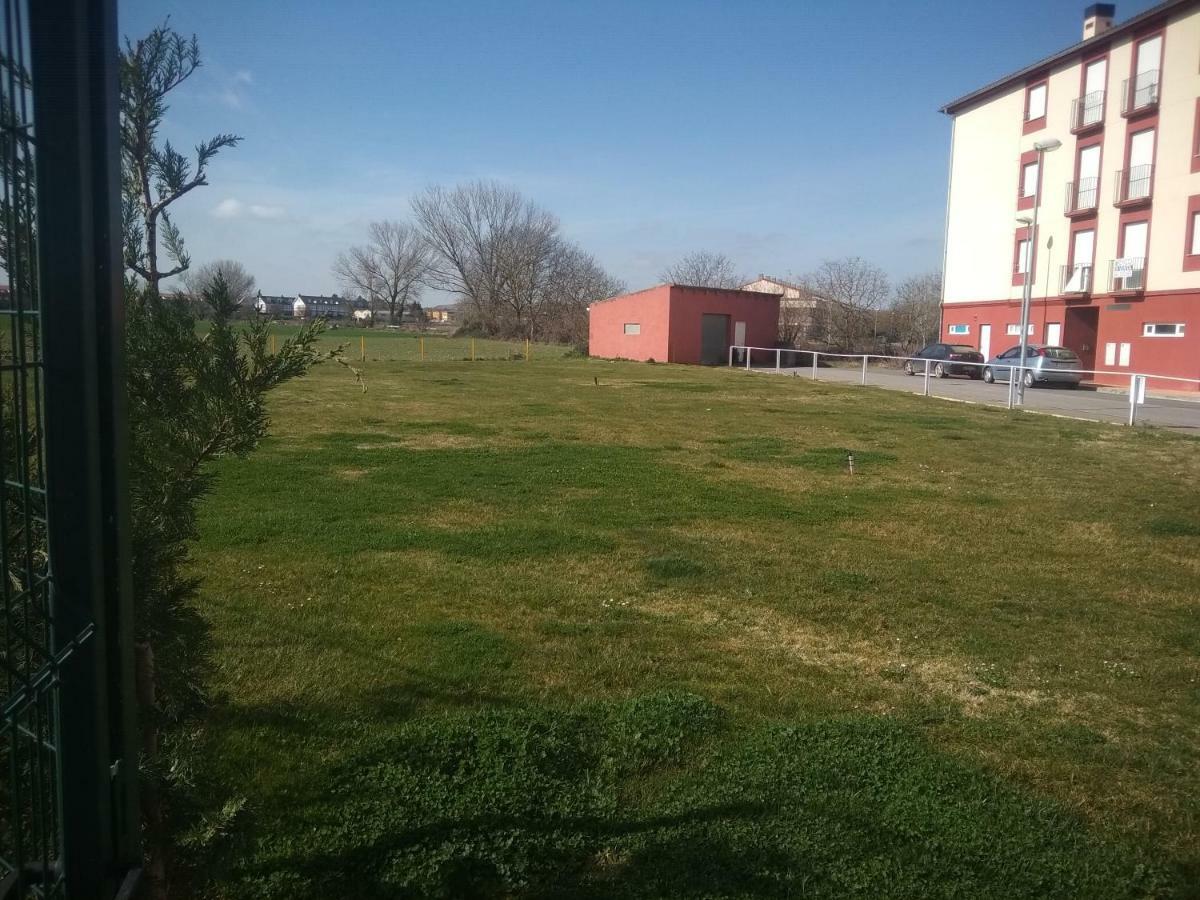 Apartamento Rio Lavilla Castañares de Rioja Esterno foto